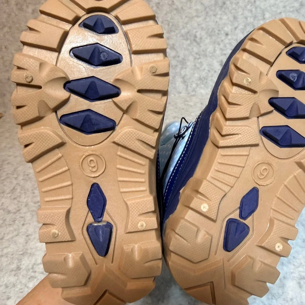 Bluey Snow Boots Toddler Girls Size 9 Blue Waterproof Thinsulate Winter Boots
